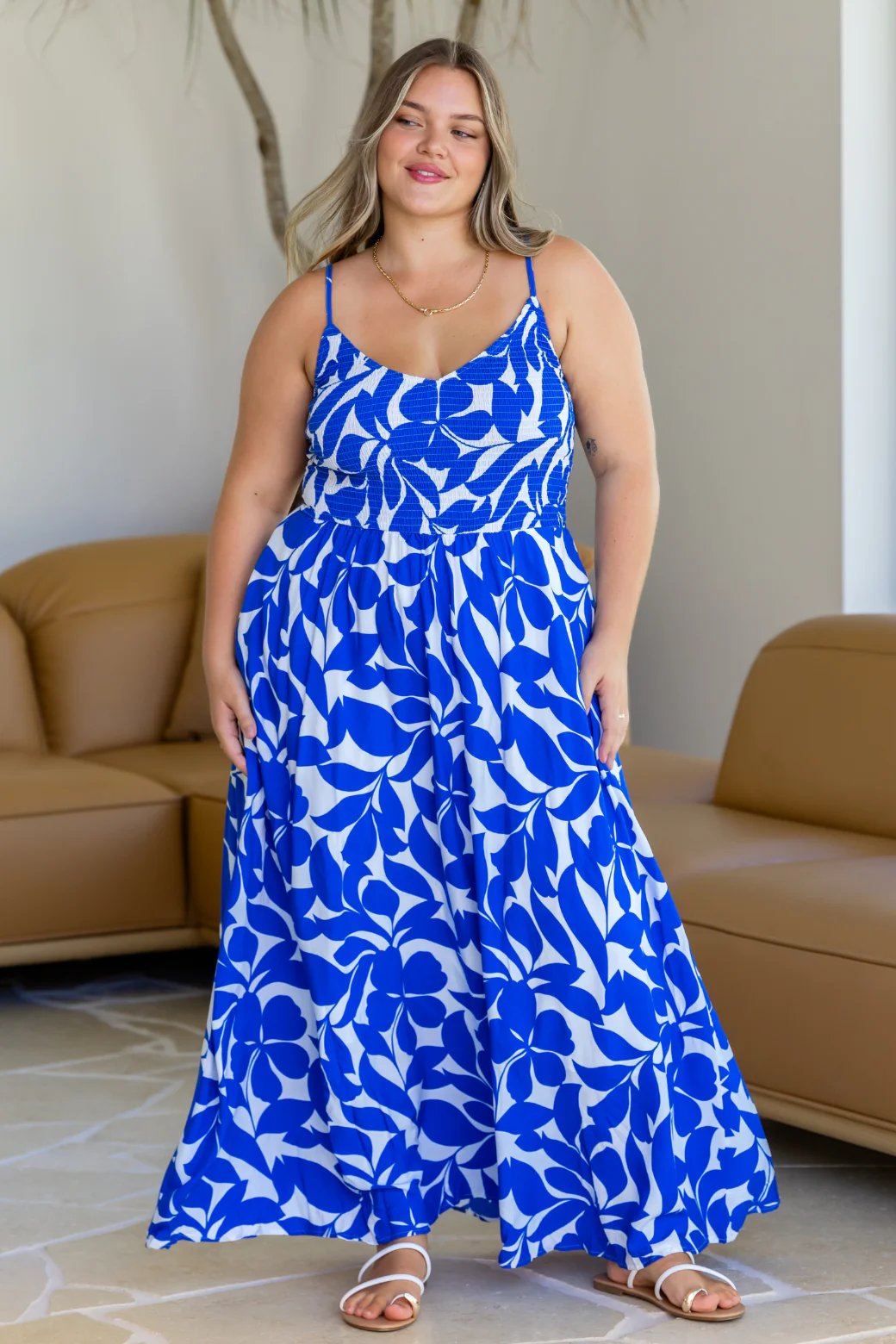 Final Sale l Brooklyn Maxi Dress Charlize Print Blue White - Image 4