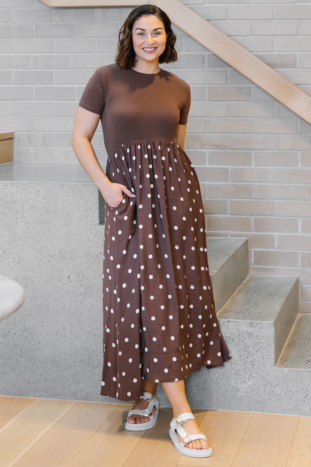 Elka T-shirt Midi Dress Choc Spot - Image 5