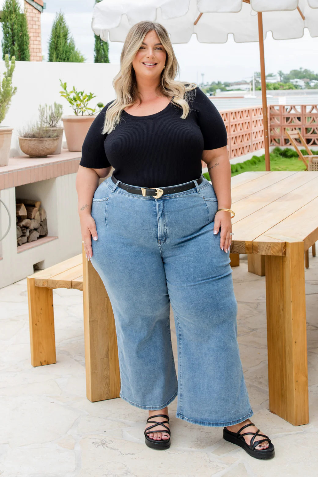Chloe Stretch Wide Leg Crop Jeans Mid Blue Wash - Image 3